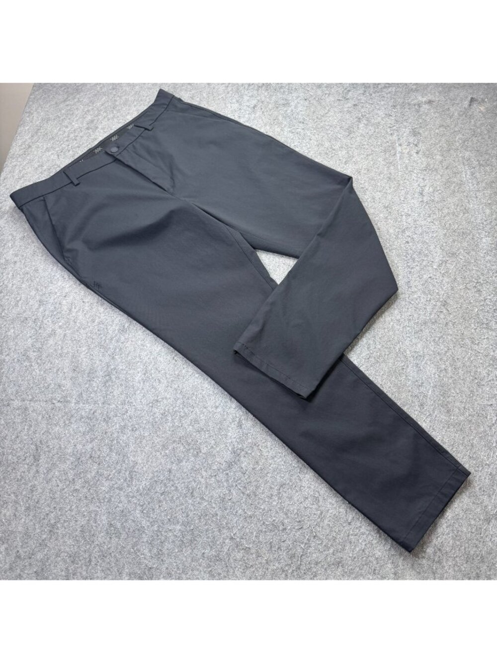 Rhone Commuter Pants Men 38 x 31 Black Slim Tech Golf Chino 101537